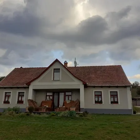 Dosa Tanya, Vendeghaz Gasthof Cserepfalu