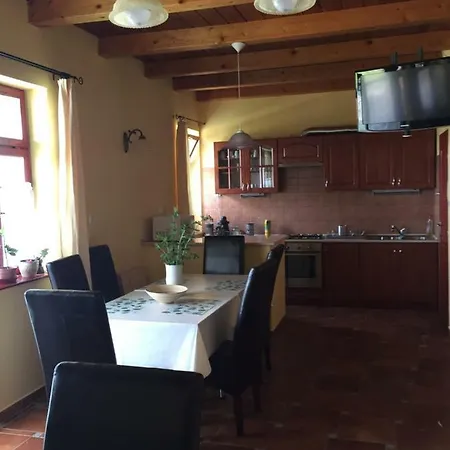 Gasthof Dosa Tanya, Vendeghaz *